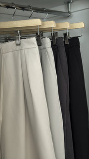 Two Pin-tuck Slacks