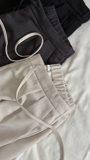 Two Pin-tuck Slacks