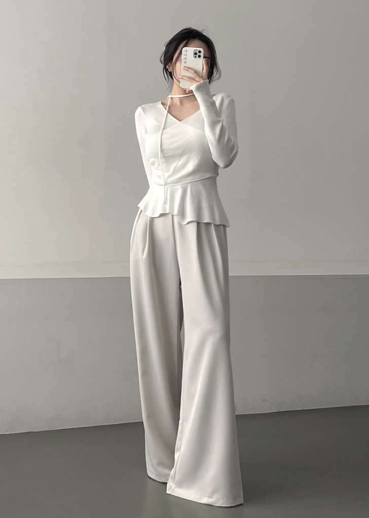 Two Pin-tuck Slacks
